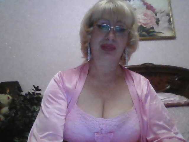 Live sex webcam photo for Ur-Mami #276784557