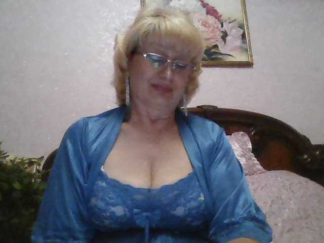 Live sex webcam photo for Ur-Mami #277712550