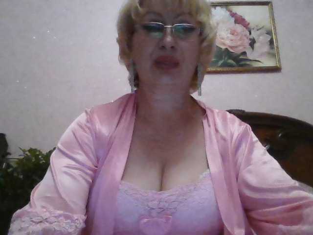 Live sex webcam photo for Ur-Mami #278155714