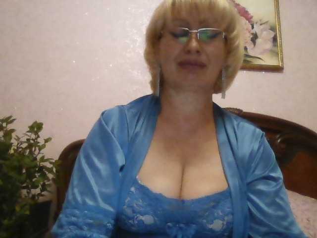 Live sex webcam photo for Ur-Mami #289443708