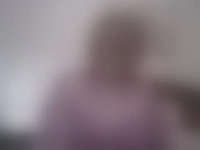 Live sex webcam photo for Ur-Mami #293762071