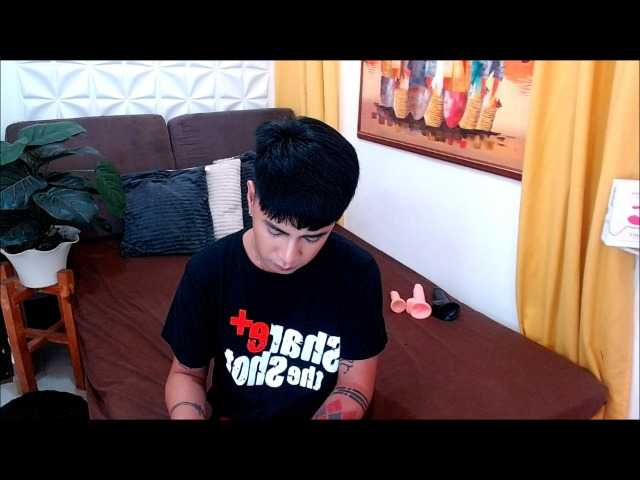 Live sex webcam photo for UrAsianAries #277910947