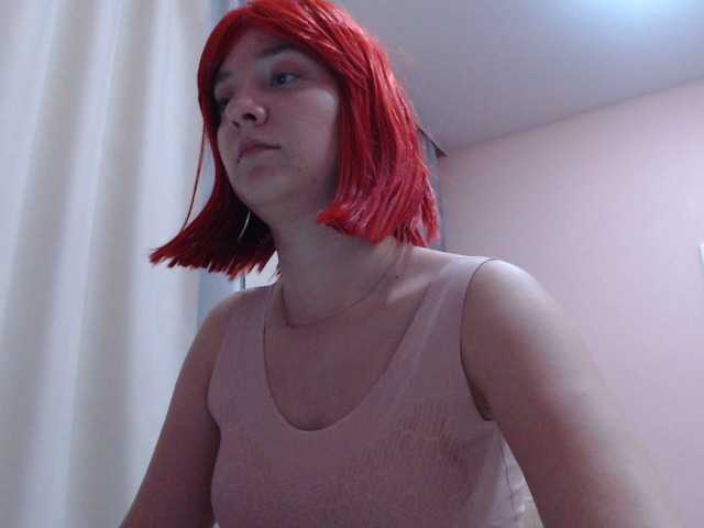 Live sex webcam photo for Urania33 #273777735