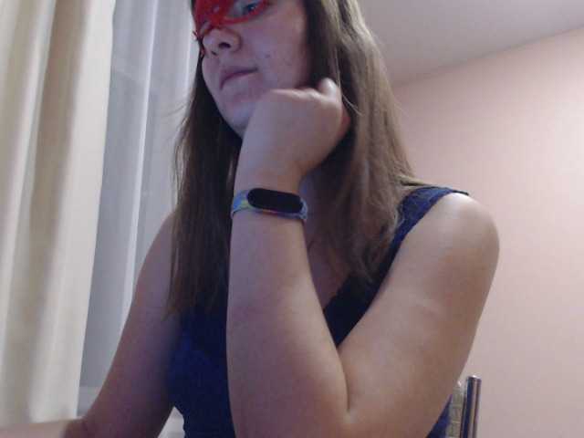 Live sex webcam photo for Urania33 #276466803