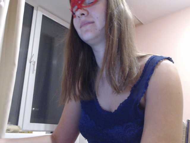 Live sex webcam photo for Urania33 #276468667