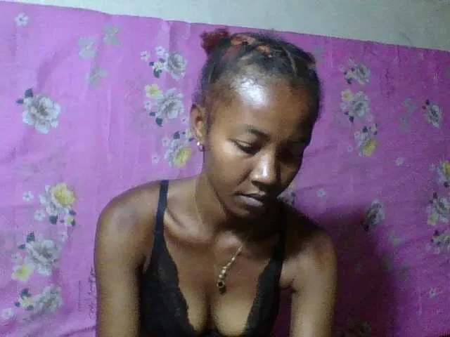Live sex webcam photo for Urcule #292753850