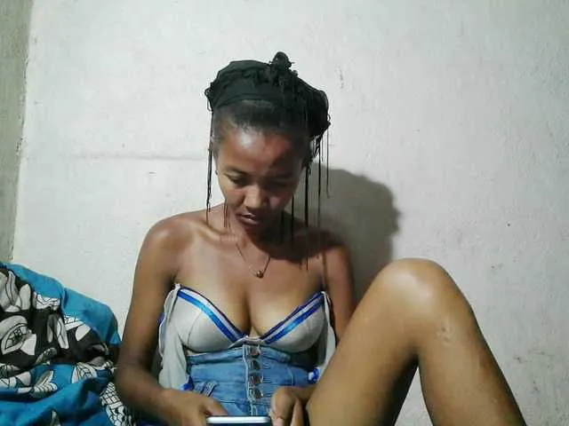 Live sex webcam photo for Urcule #293287568