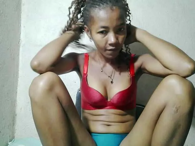 Live sex webcam photo for Urcule #293389396