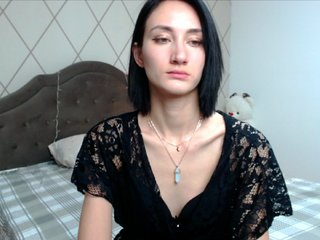 Live sex webcam photo for Urshygirl #223120511