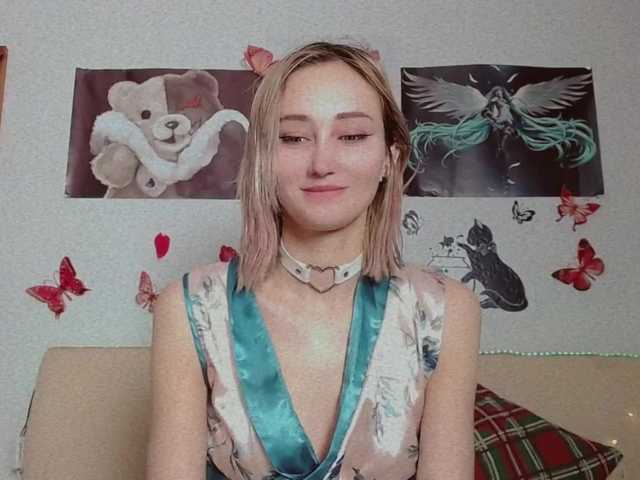 Live sex webcam photo for Urshygirl #273269471