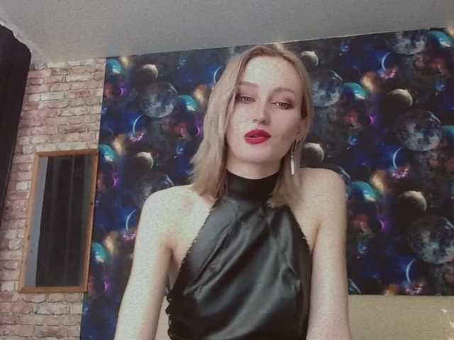 Live sex webcam photo for Urshygirl #273783672