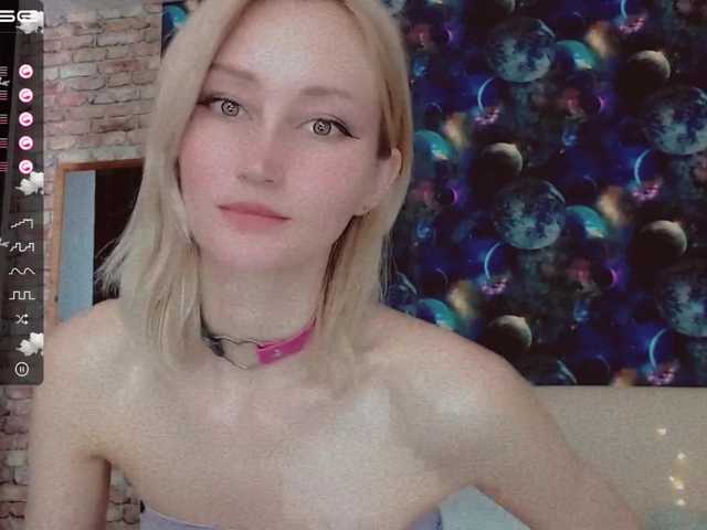 Live sex webcam photo for Urshygirl #273895974