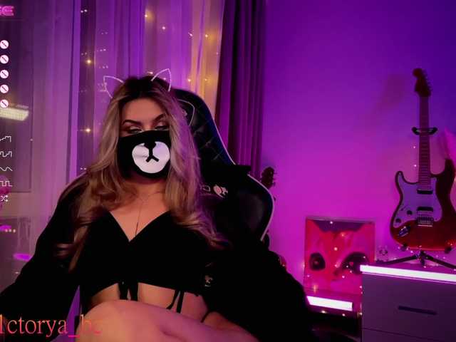 Live sex webcam photo for V1CTORYA #290030937