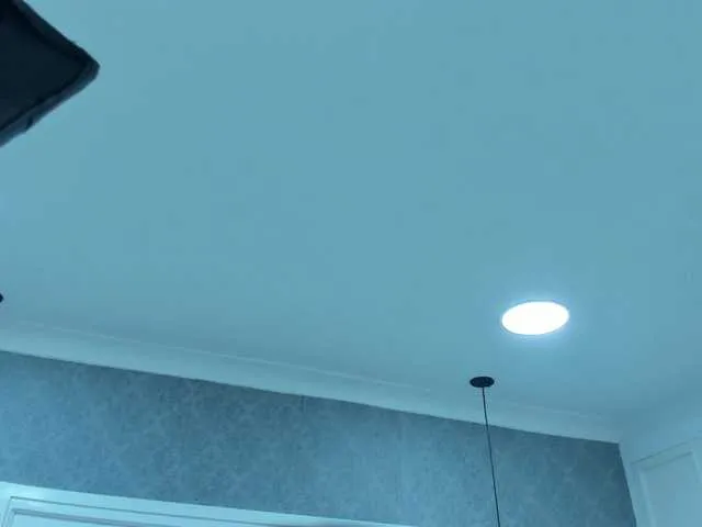 Live sex webcam photo for VALENTIINN #277934155