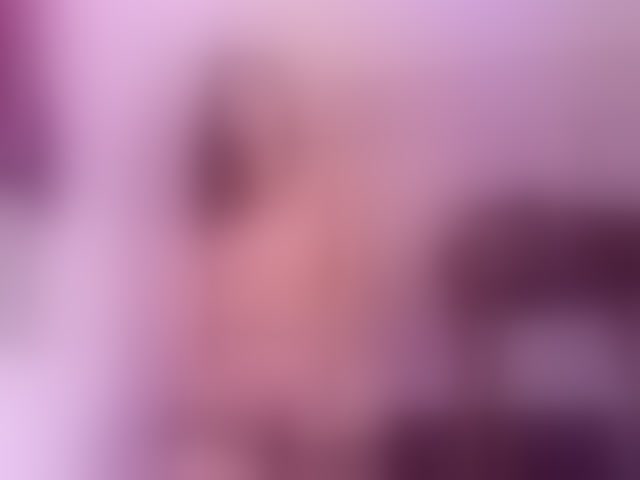 Live sex webcam photo for VALERIAQUEENTS #291642797