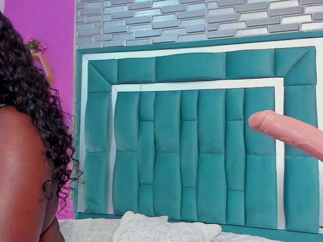 Live sex webcam photo for VALERYANDERSON #291558977