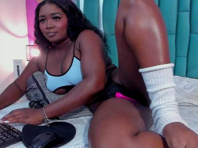 Live sex webcam photo for VALERYANDERSON #291566068