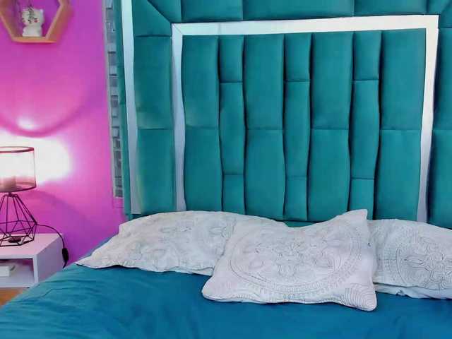 Live sex webcam photo for VALERYANDERSON #291832278