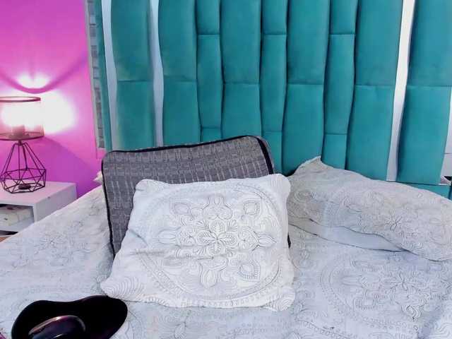 Live sex webcam photo for VALERYANDERSON #291887230