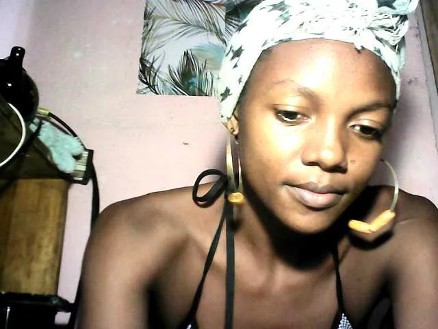 Live sex webcam photo for VALLYRAZ #290995775