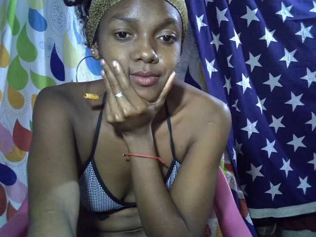 Live sex webcam photo for VALLYRAZ #291787323