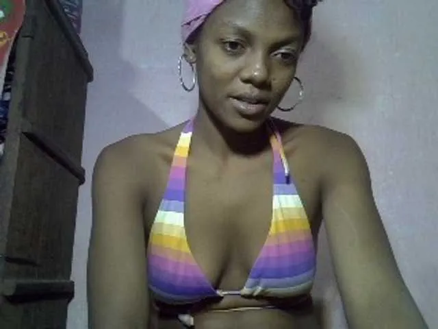 Live sex webcam photo for VALLYRAZ #293685792
