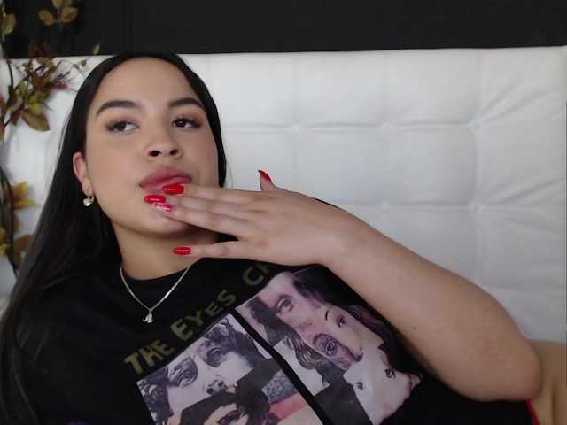 Live sex webcam photo for VANERUIZ-511 #271724319