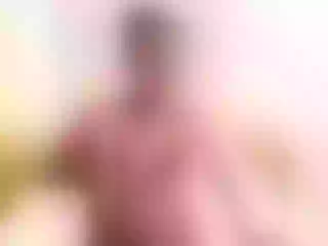 Live sex webcam photo for VICKYWALLES #275559071