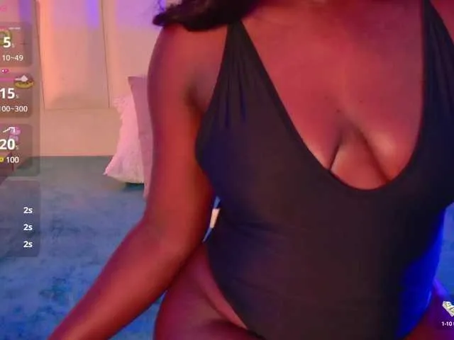 Live sex webcam photo for VICKYWALLES #291174794