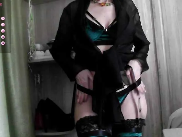 Live sex webcam photo for VILENIKA #277333178