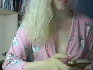 Live sex webcam photo for VIPGERL99 #176088074