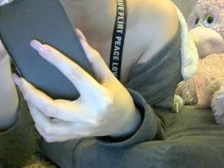 Live sex webcam photo for VIPGERL99 #179274909