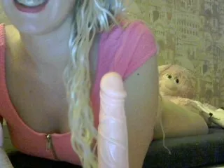 Live sex webcam photo for VIPGERL99 #179857841