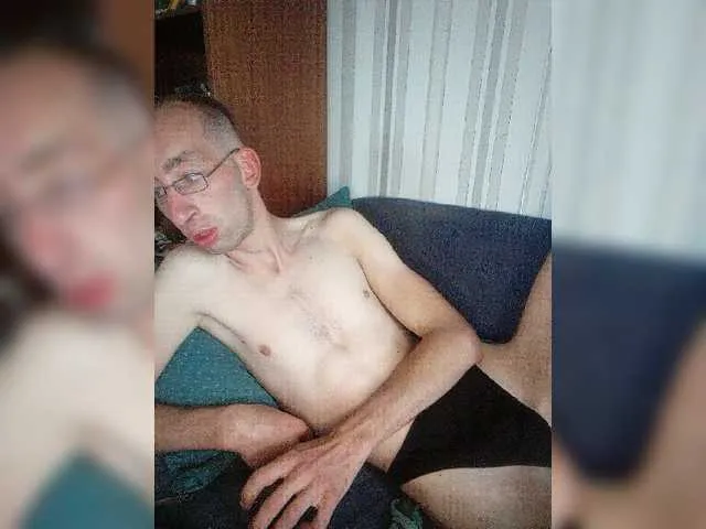 Live sex webcam photo for VITALIPYPSIK #275649228