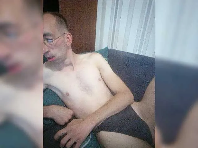Live sex webcam photo for VITALIPYPSIK #275767065