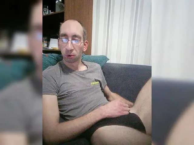Live sex webcam photo for VITALIPYPSIK #277018398