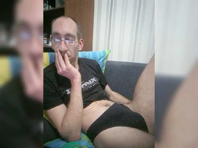 Live sex webcam photo for VITALIPYPSIK #277041882