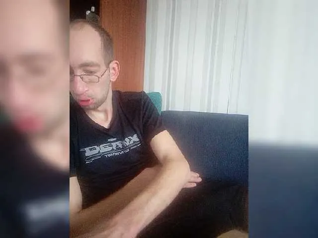 Live sex webcam photo for VITALIPYPSIK #277250107
