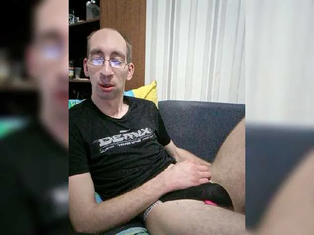 Live sex webcam photo for VITALIPYPSIK #277354273