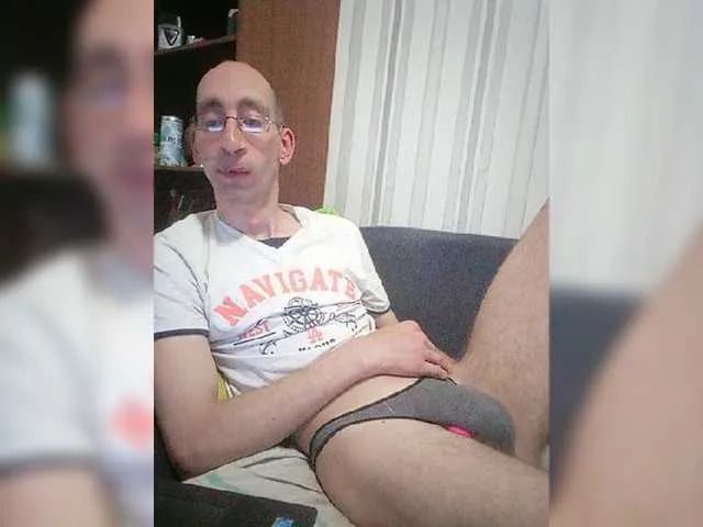 Live sex webcam photo for VITALIPYPSIK #277953582