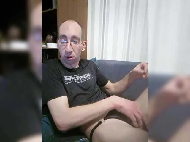Live sex webcam photo for VITALIPYPSIK #290704327
