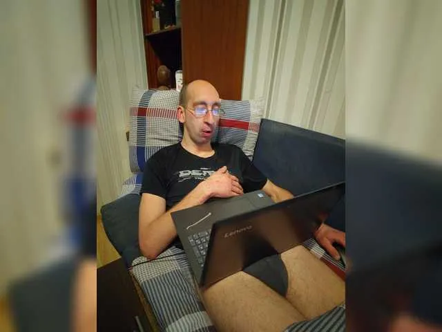 Live sex webcam photo for VITALIPYPSIK #292646672