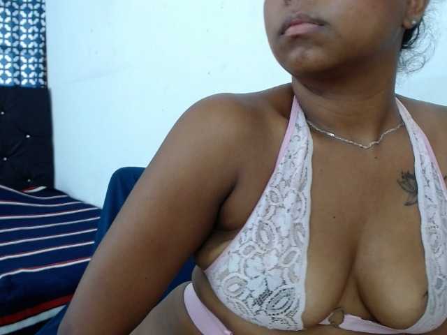 Live sex webcam photo for VIVIANASWEET #277430968