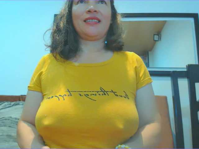 Live sex webcam photo for VKKTORIAAA #277398962
