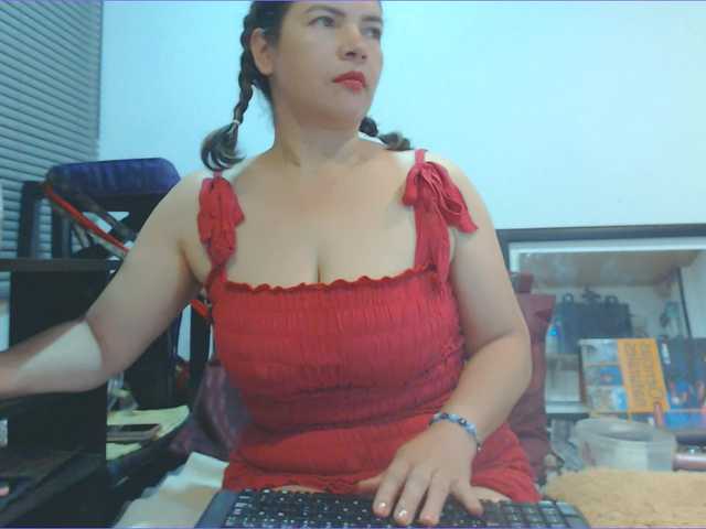 Live sex webcam photo for VKKTORIAAA #277795650