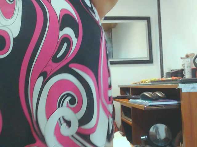 Live sex webcam photo for VKKTORIAAA #290790944