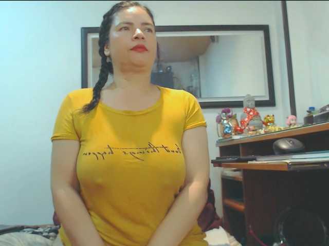 Live sex webcam photo for VKKTORIAAA #291251173