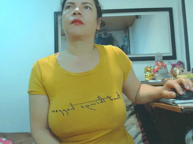 Live sex webcam photo for VKKTORIAAA #291430331