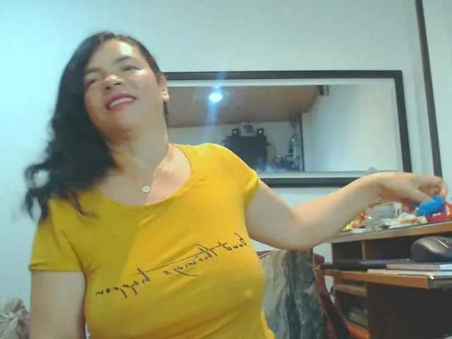 Live sex webcam photo for VKKTORIAAA #291667936