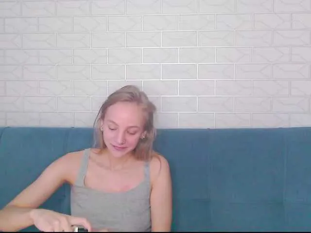 Live sex webcam photo for VLADIMERS #277956949